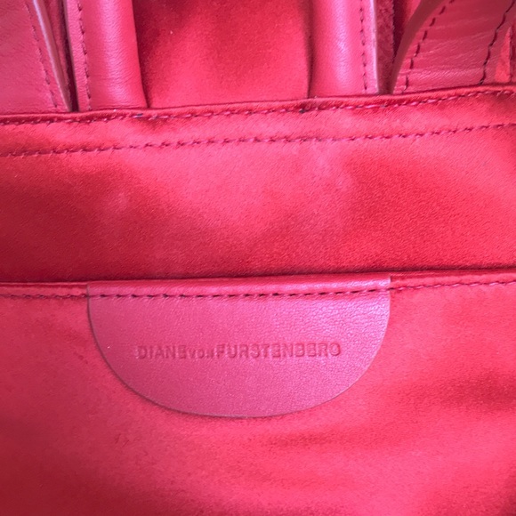 NWT DVF Satin Backpack H2390104N16 main image 4